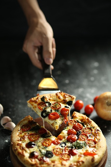pizza-2589575_640